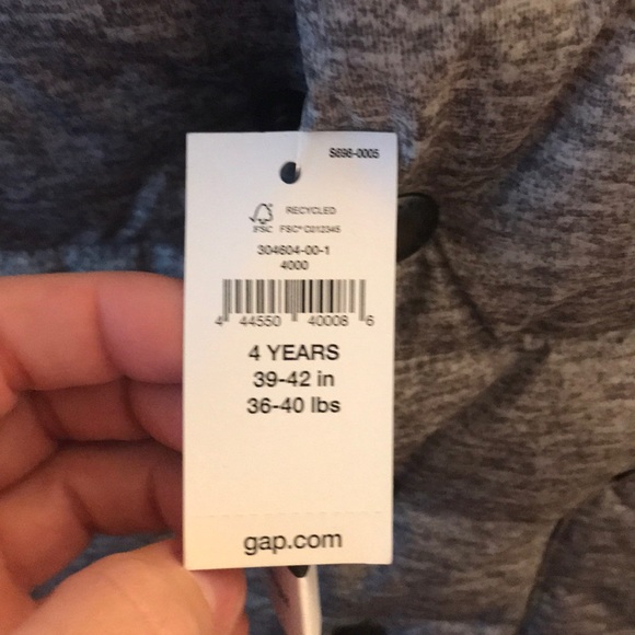 Gap vest - Picture 2 of 4